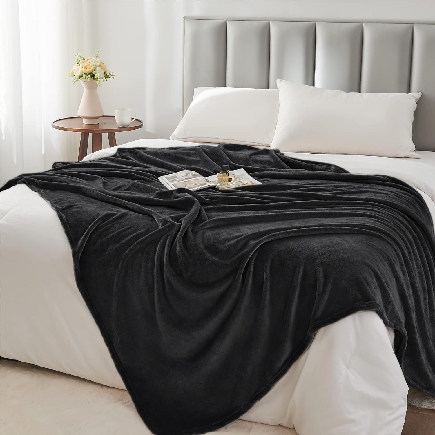 Fleece Blanket Black Throw Blankets for Couch & Bed, Luxury Plush Cozy Fuzzy Blanket 50x60 inches, Super Soft Warm Lightweight Throw Blanket for Travel Camping