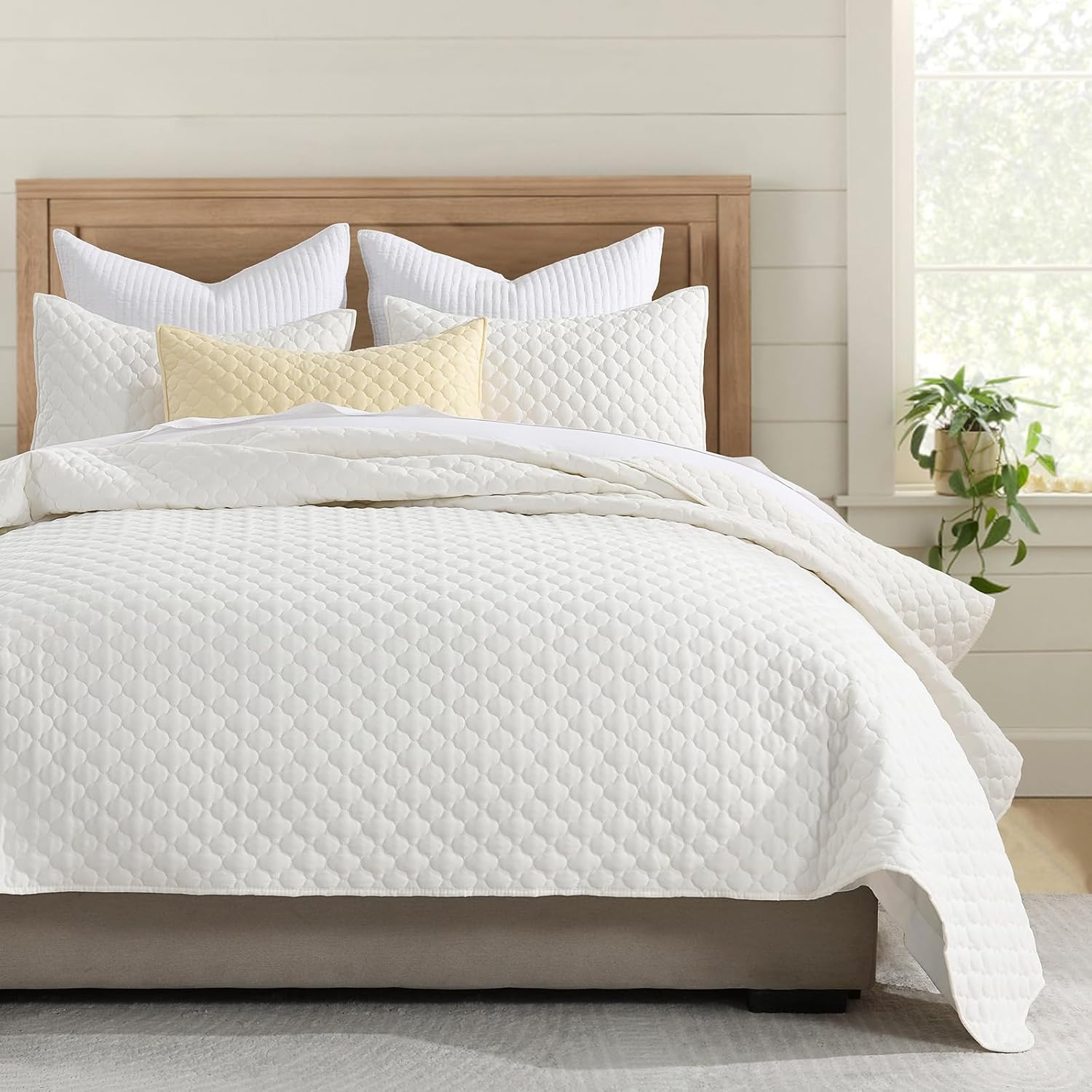 HOME Quilt Set Queen Size Navy Blue, Classic Geometric Diamond Stitched Pattern, Ultra Soft Microfiber Lightweight Bedding Bedspread Coverlet for All Season with 1 Quilt 2 Pillow Shams