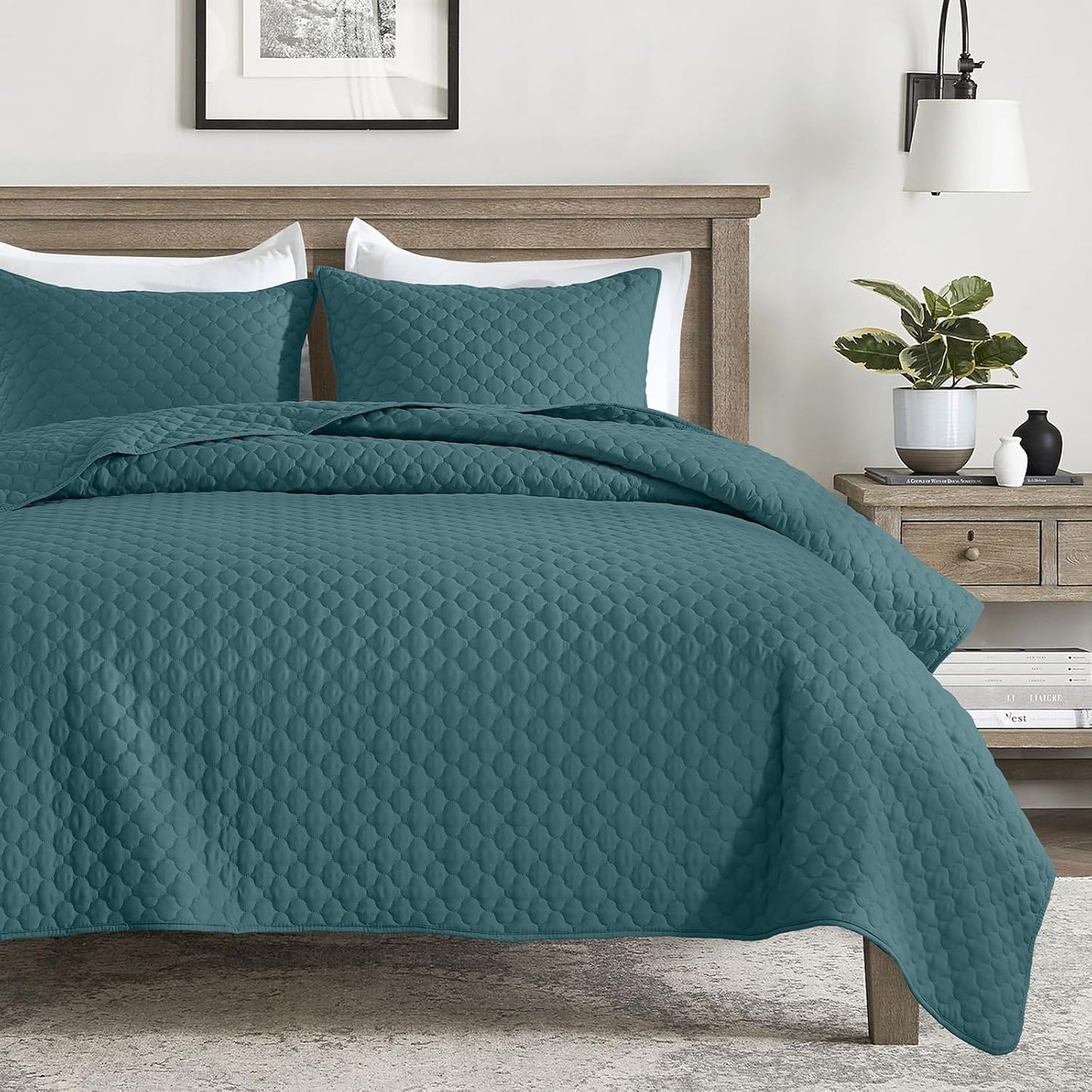 HOME Quilt Set Queen Size Navy Blue, Classic Geometric Diamond Stitched Pattern, Ultra Soft Microfiber Lightweight Bedding Bedspread Coverlet for All Season with 1 Quilt 2 Pillow Shams